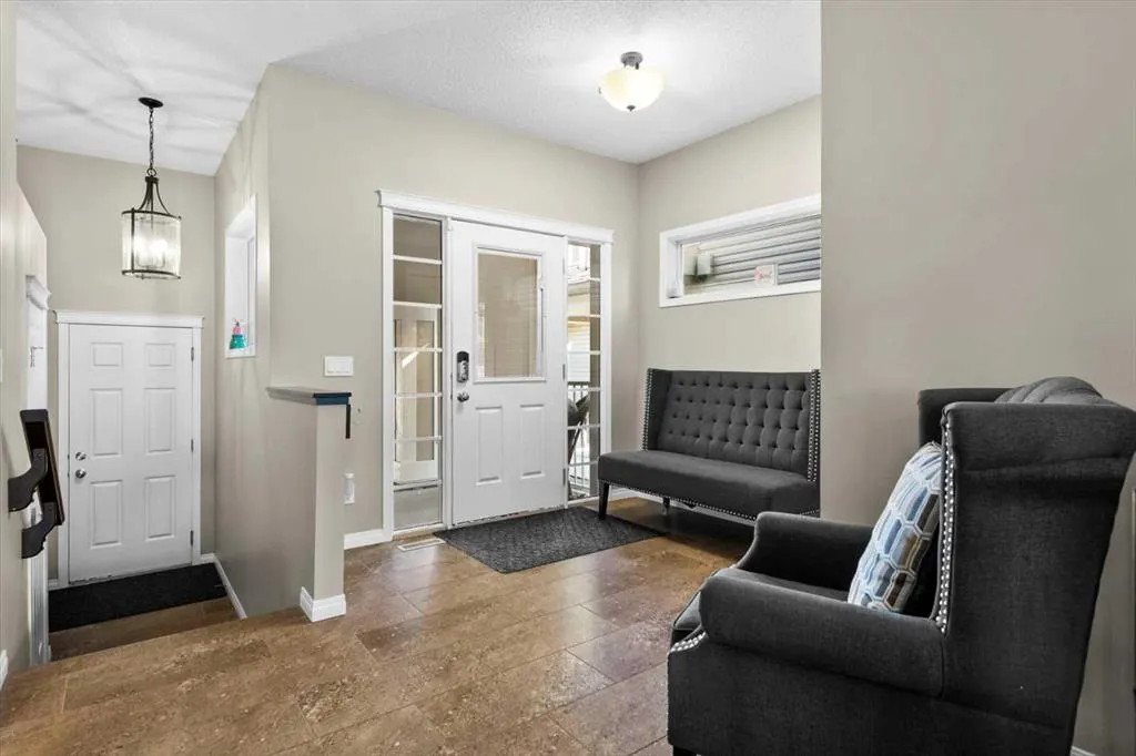 1881 Reunion Terrace NW