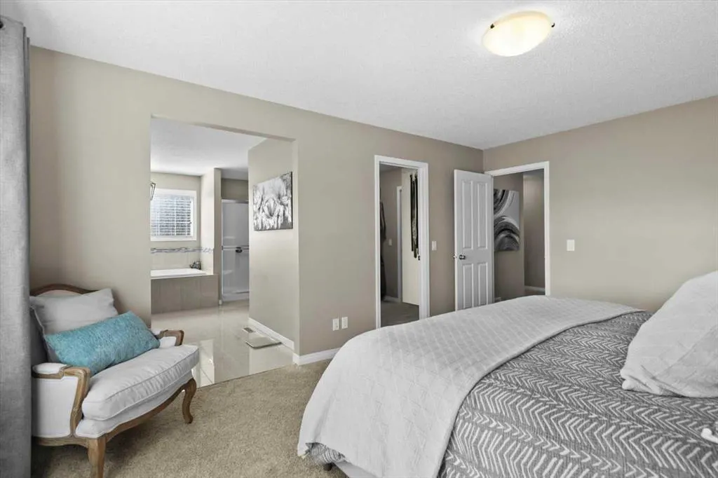 1881 Reunion Terrace NW