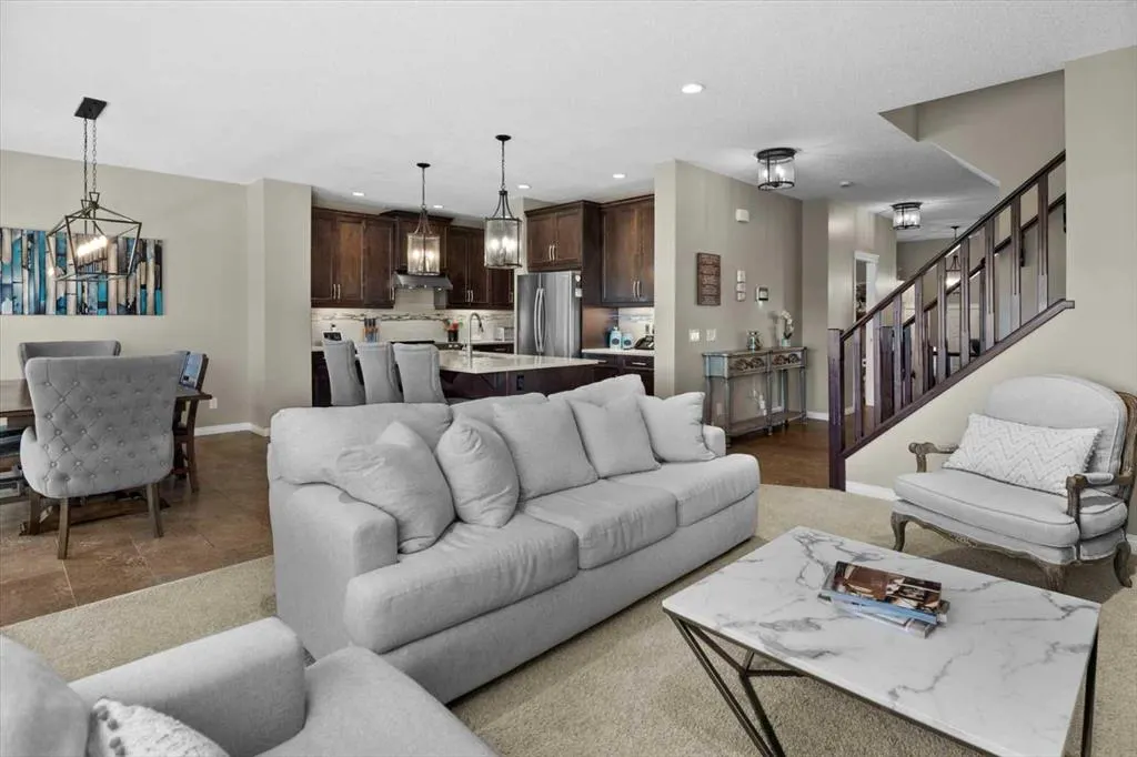 1881 Reunion Terrace NW