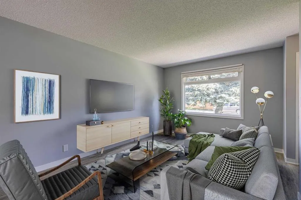 72 Aspen Crescent SE