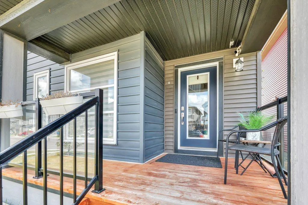 501 CHINOOK GATE Square SW
