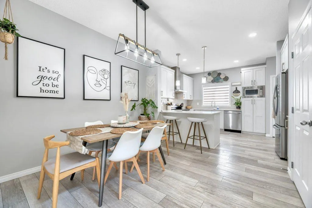 501 CHINOOK GATE Square SW