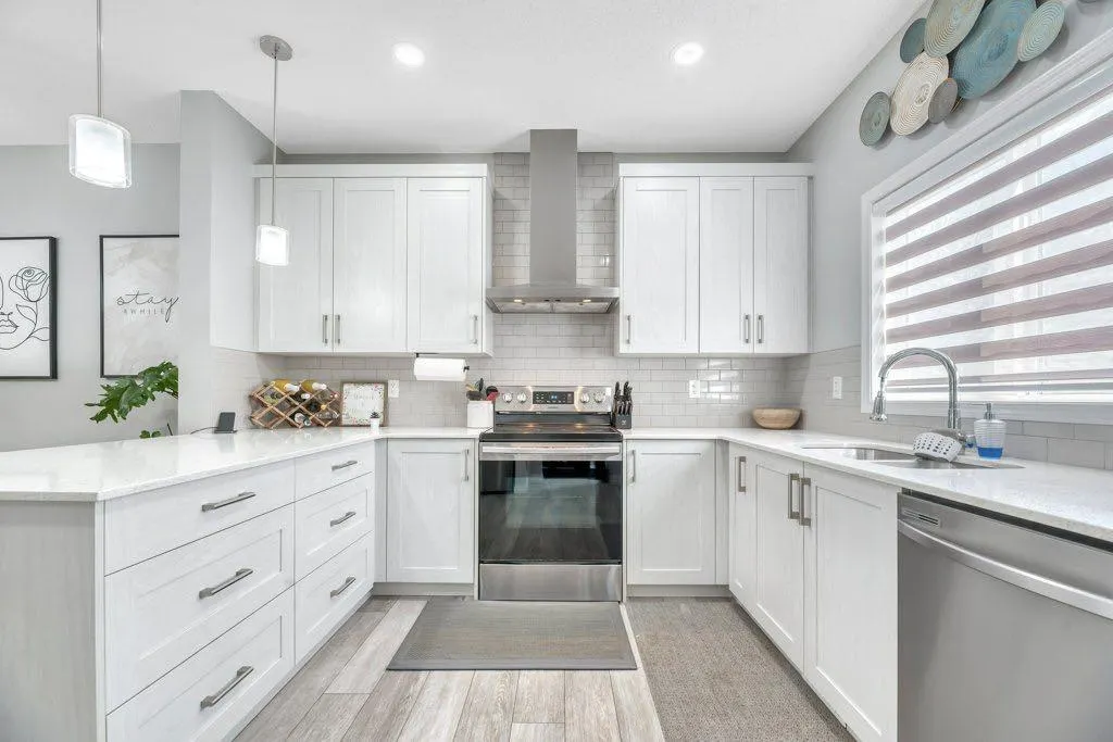 501 CHINOOK GATE Square SW