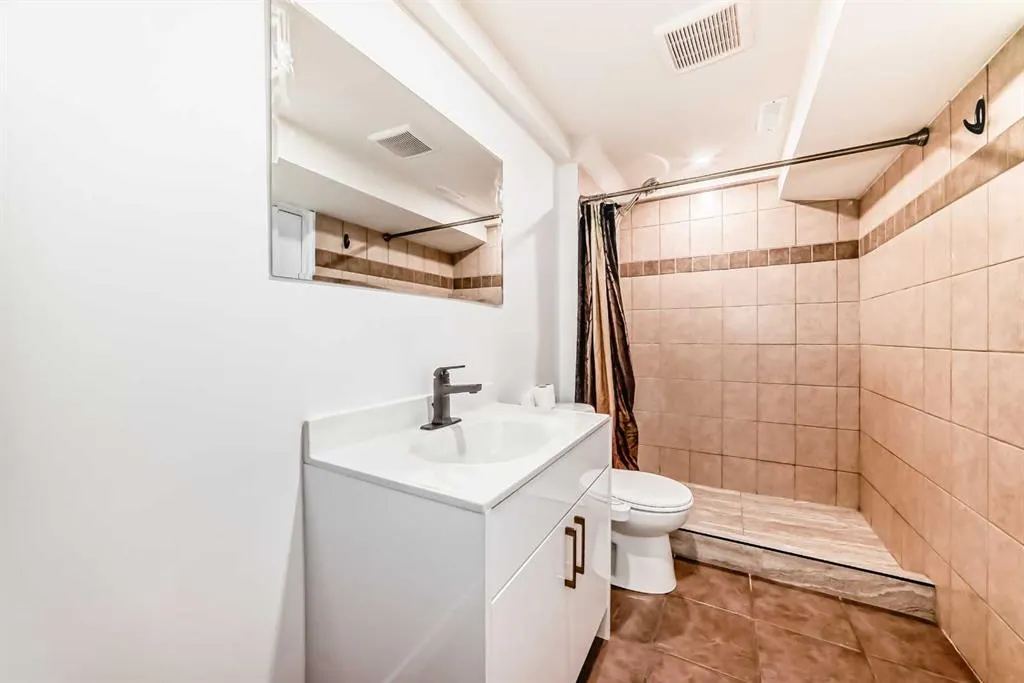 51 Douglas Woods Hill SE