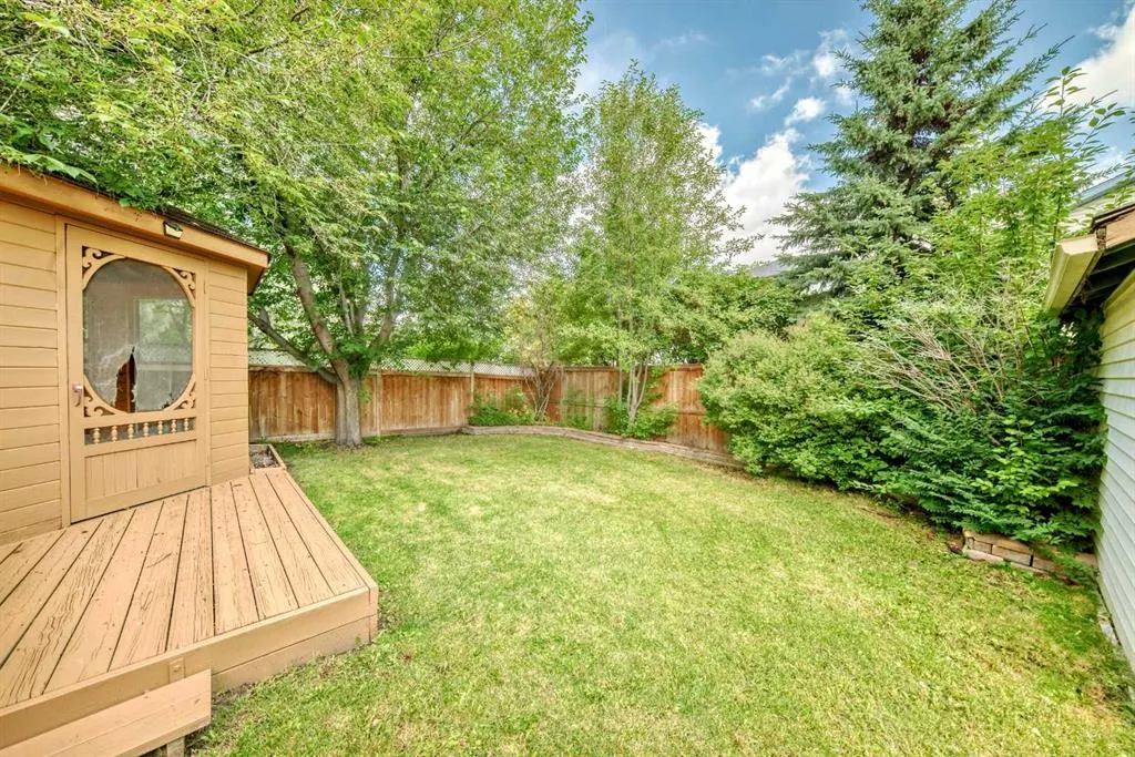 51 Douglas Woods Hill SE