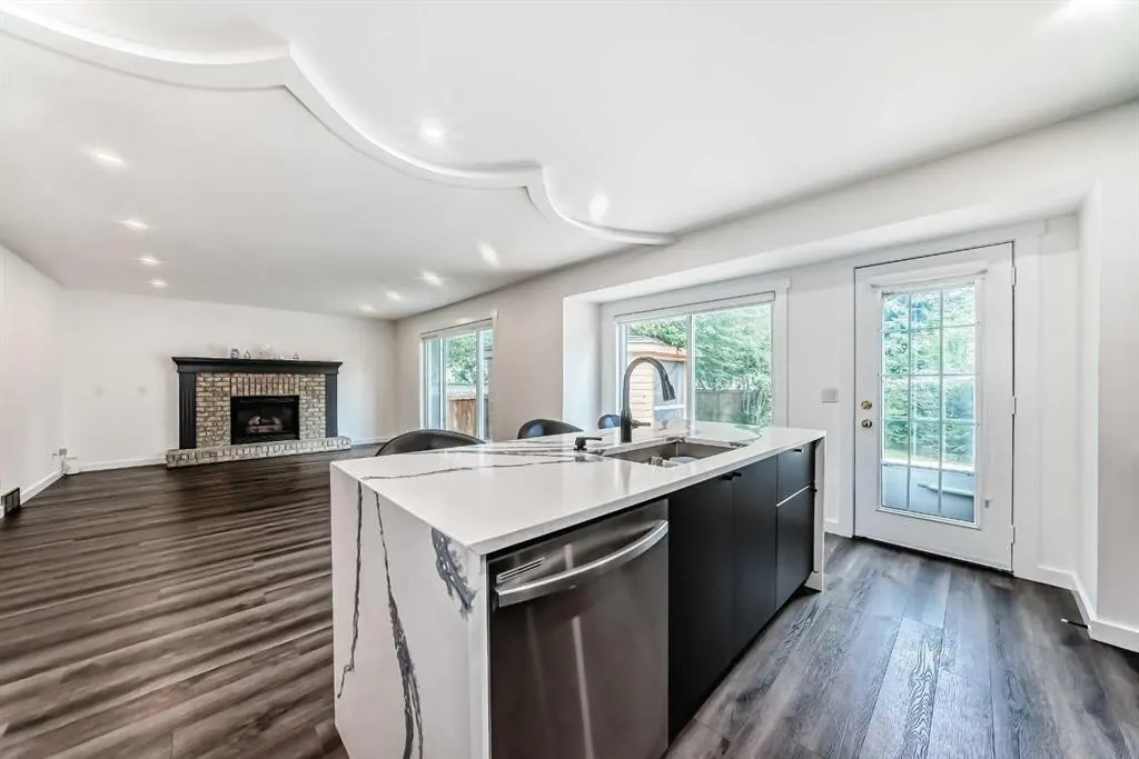 51 Douglas Woods Hill SE