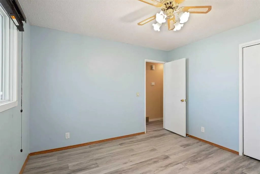 84 Maranda Close NE