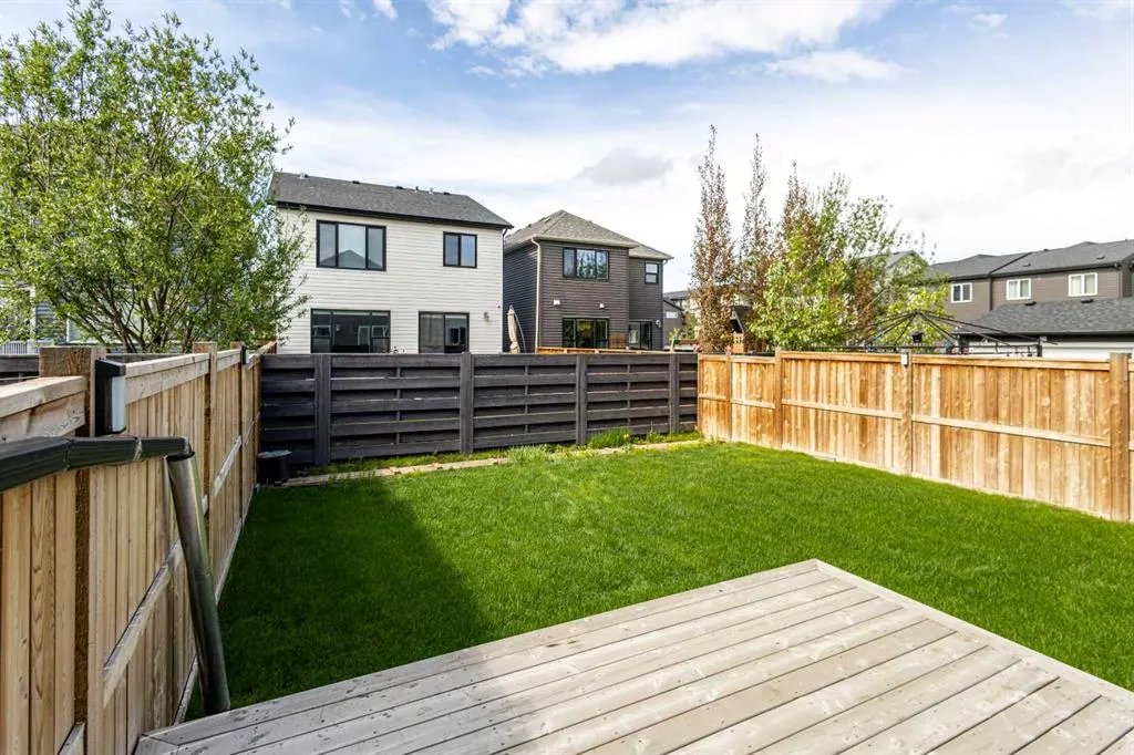 23 Seton Rise SE