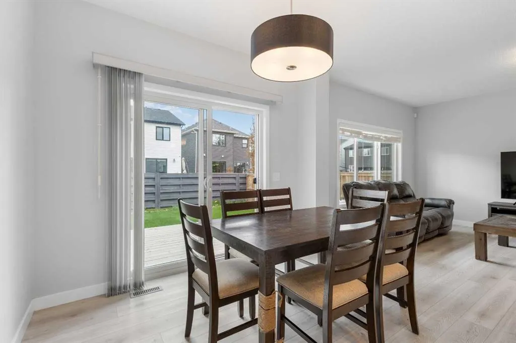 23 Seton Rise SE