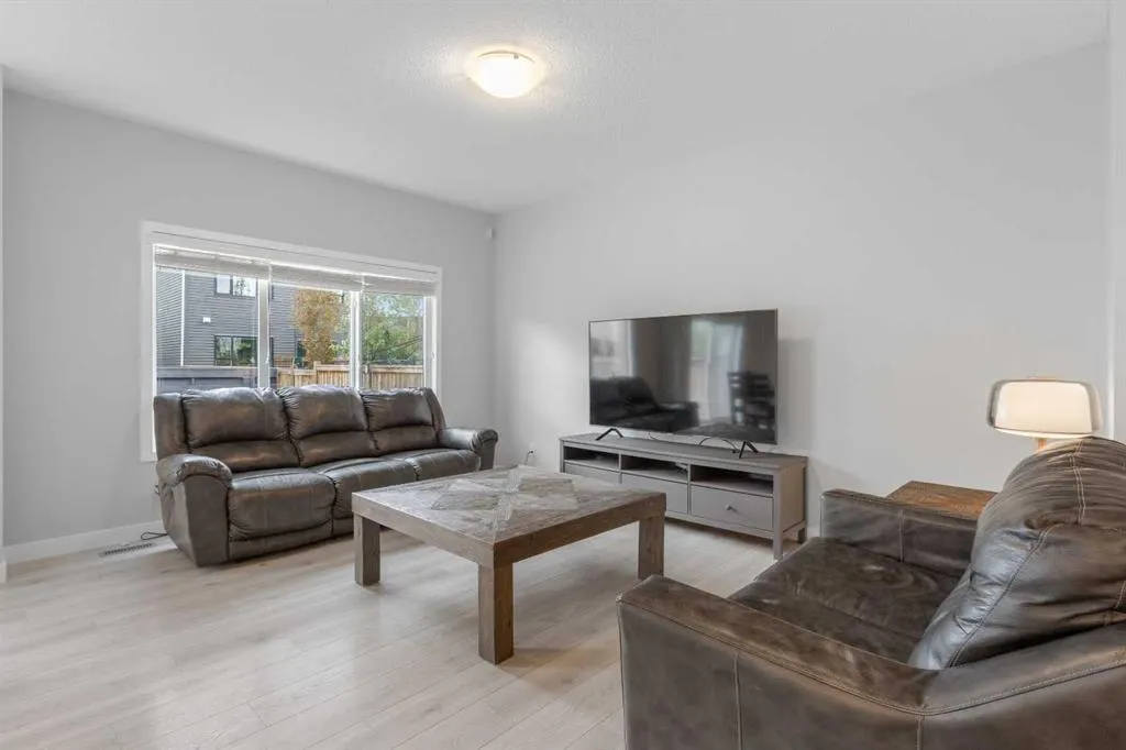 23 Seton Rise SE