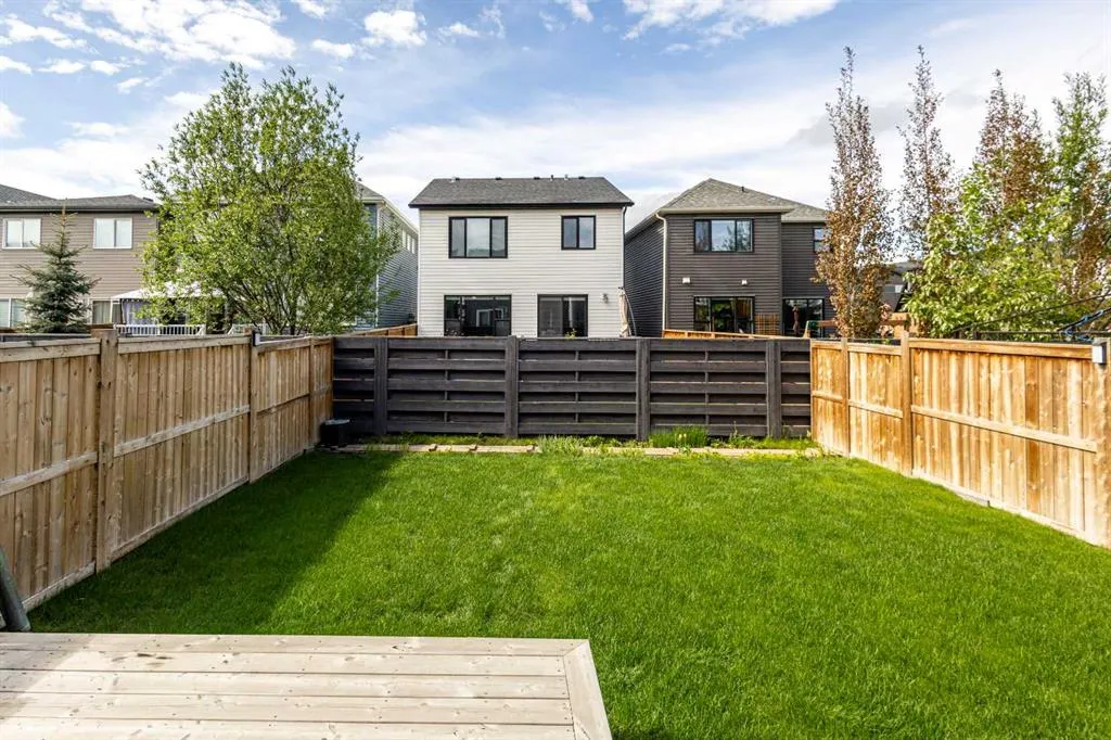 23 Seton Rise SE