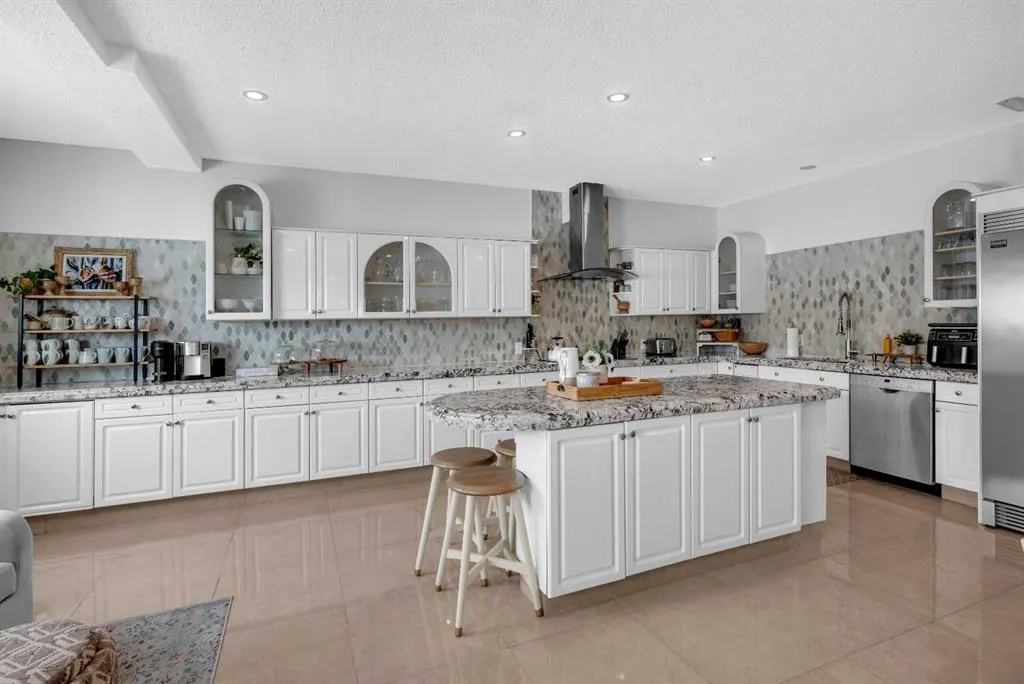 45 Lone Pine Crescent
