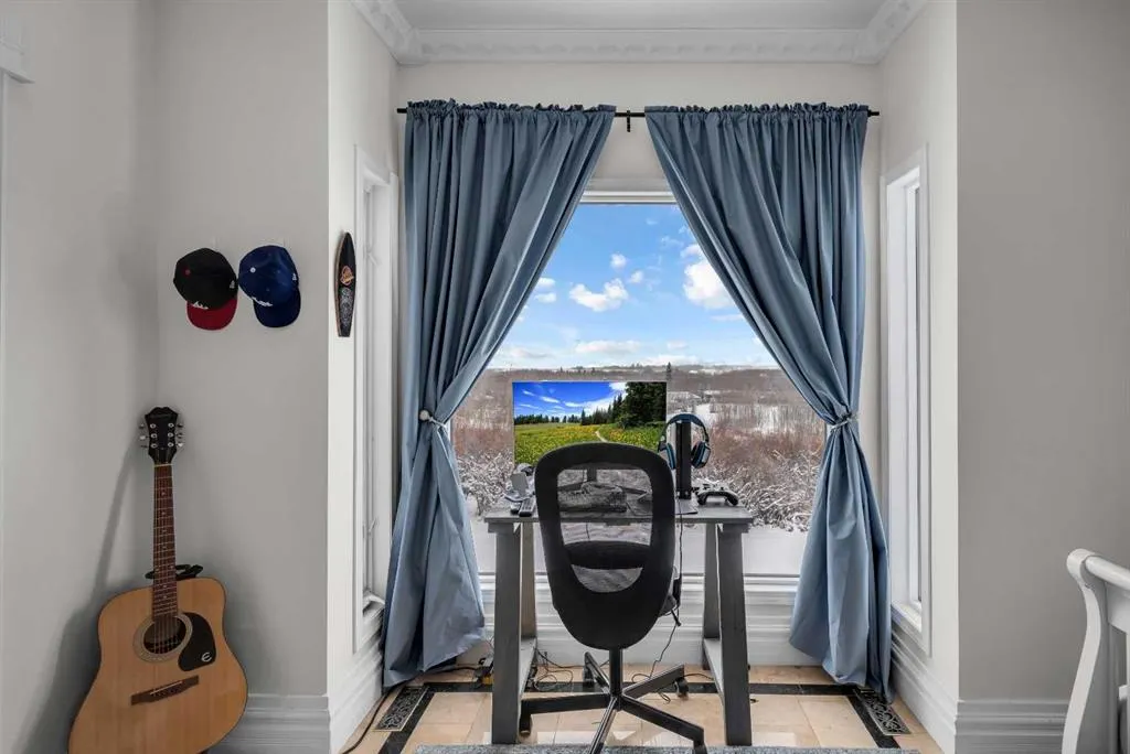 45 Lone Pine Crescent