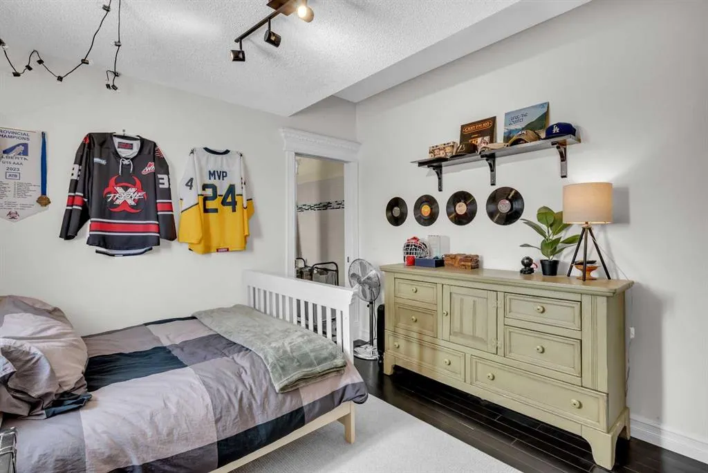 45 Lone Pine Crescent