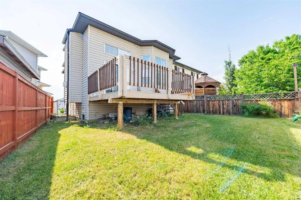 234 Tarawood Place NE