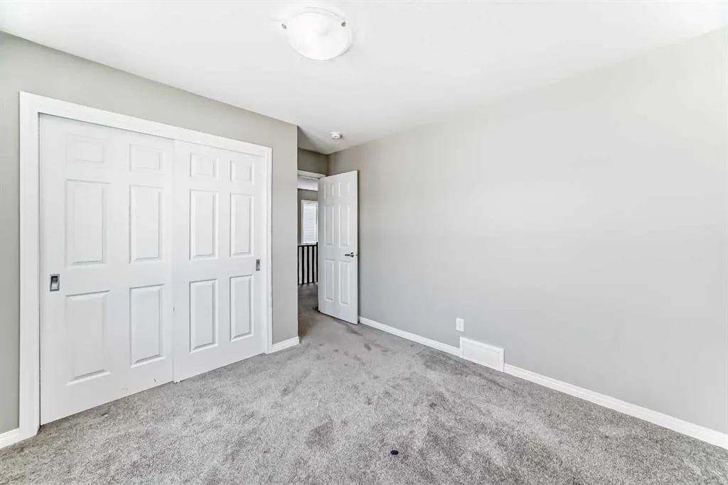 13 Carrington Manor NW