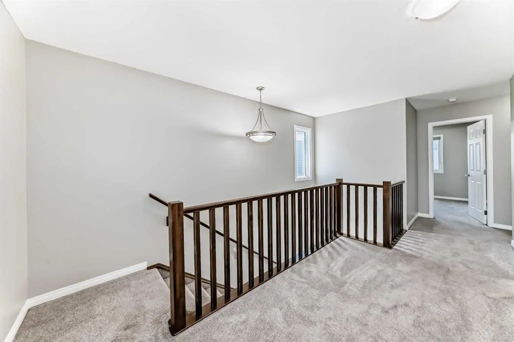 13 Carrington Manor NW
