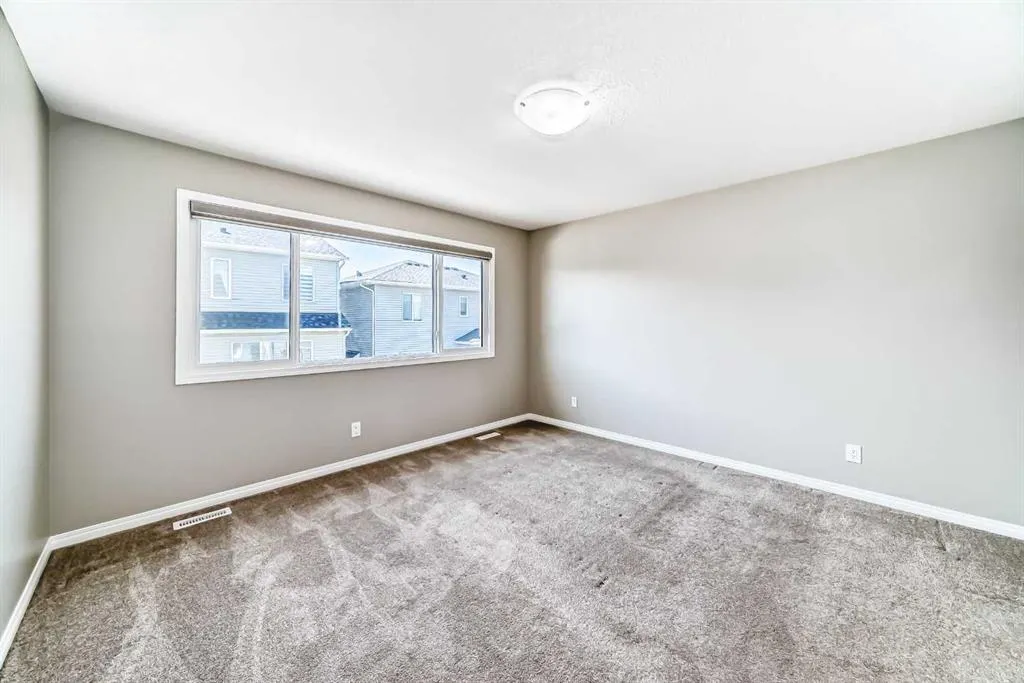 13 Carrington Manor NW