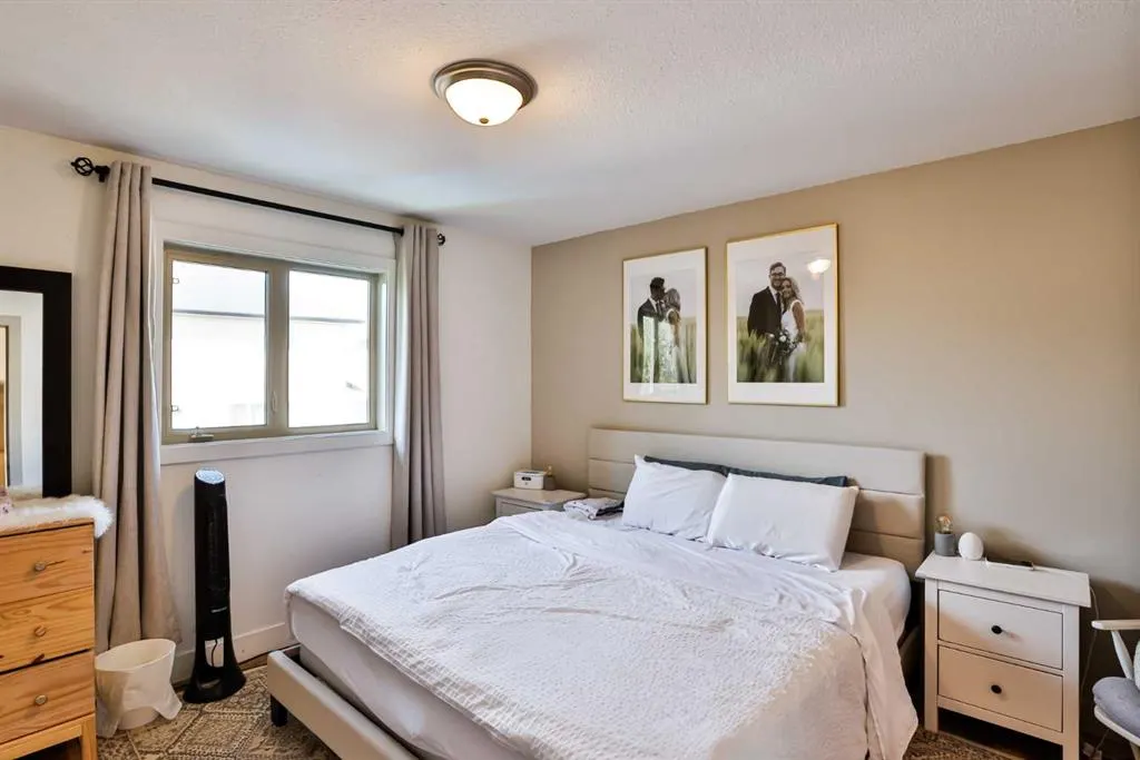 609 Squamish Lane W