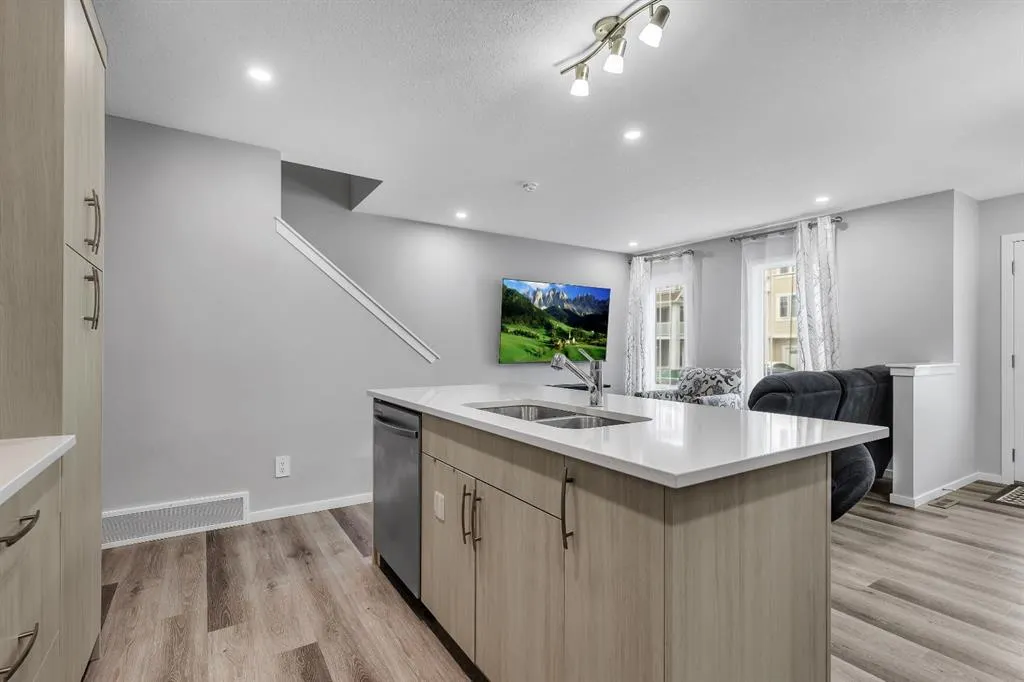 329 Windbury Road SW