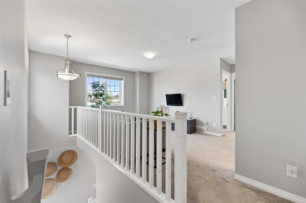 19 Yorkville Gate SW