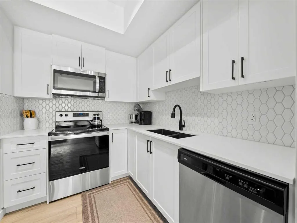 3727 Sage Hill Drive NW, #3111