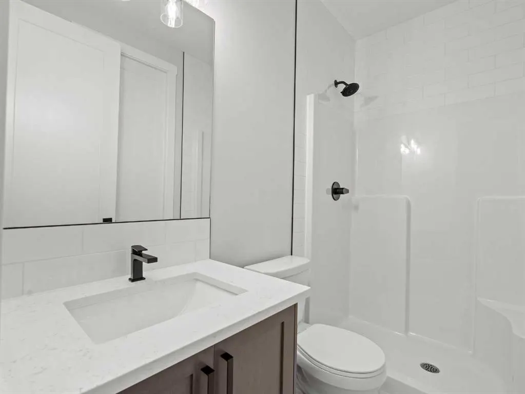 271 Kinniburgh Loop
