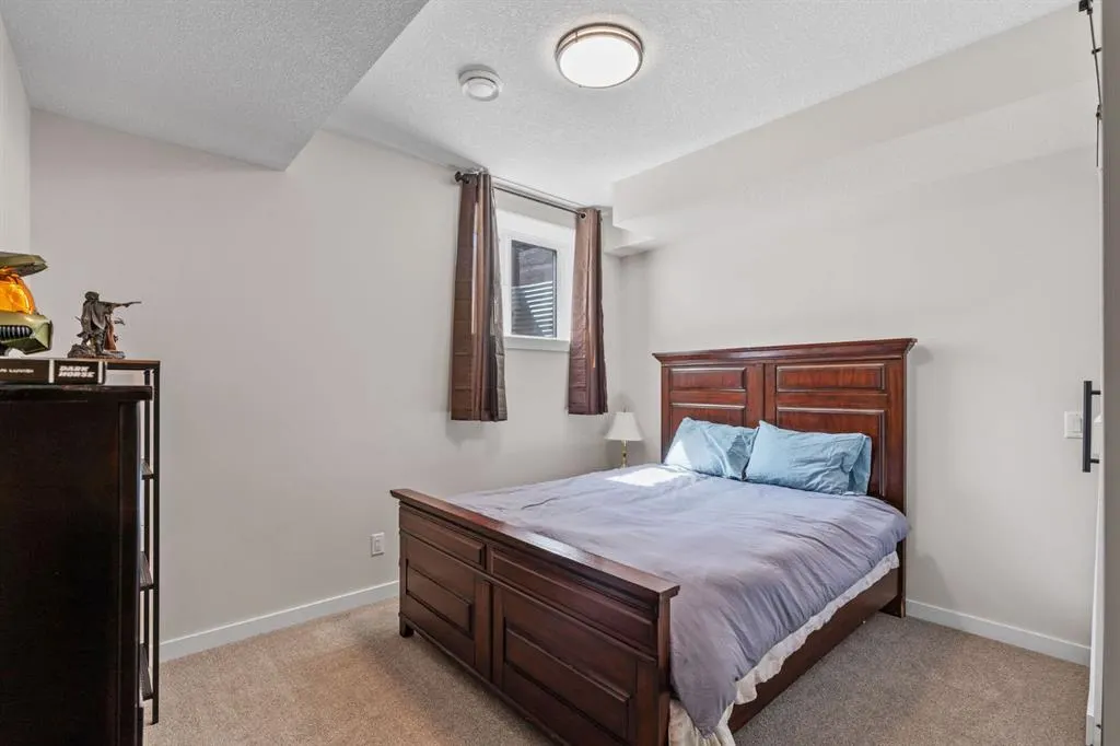 201 Cooperswood Green SW, #204