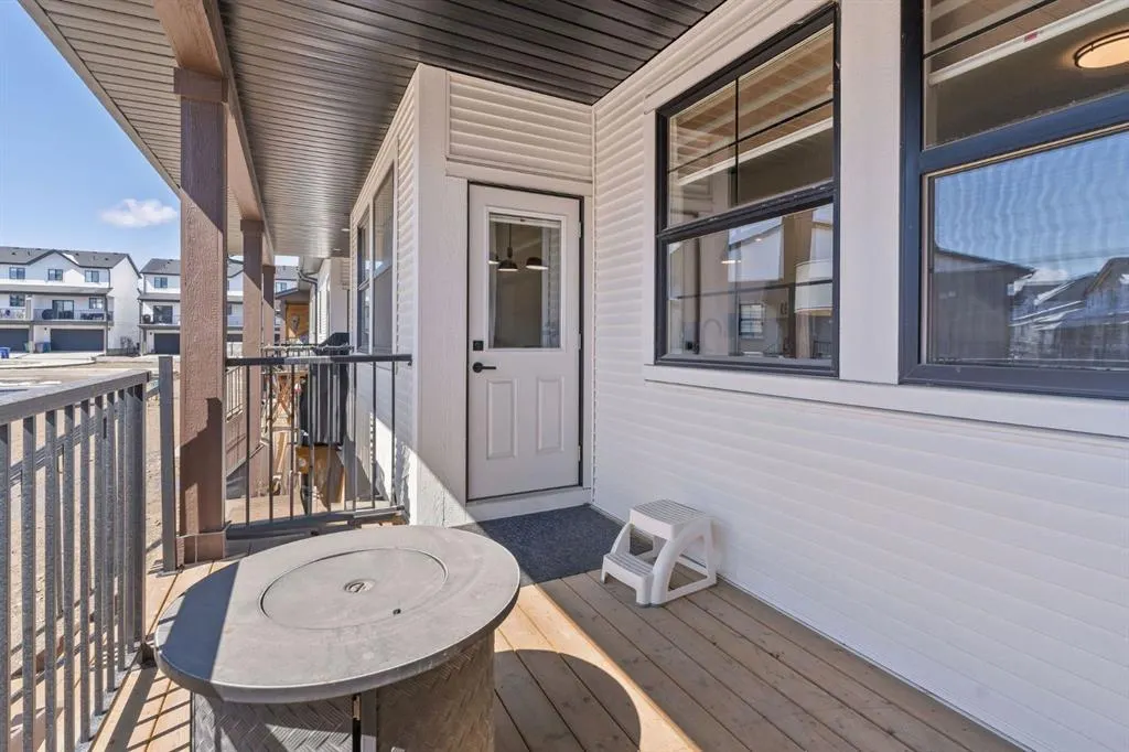 201 Cooperswood Green SW, #204