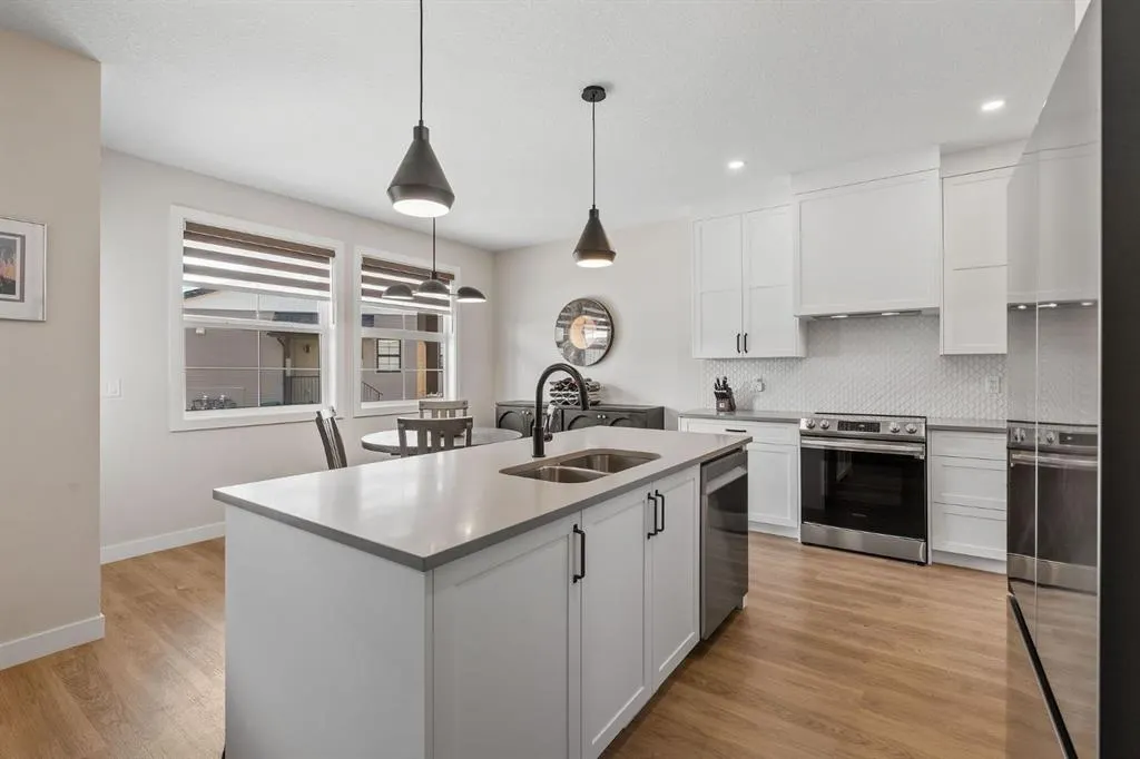 201 Cooperswood Green SW, #204