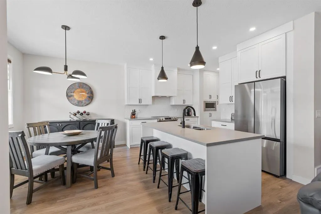 201 Cooperswood Green SW, #204