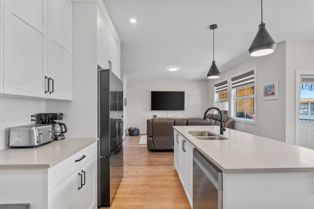 201 Cooperswood Green SW, #204