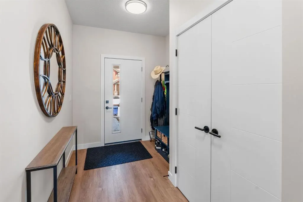 201 Cooperswood Green SW, #204