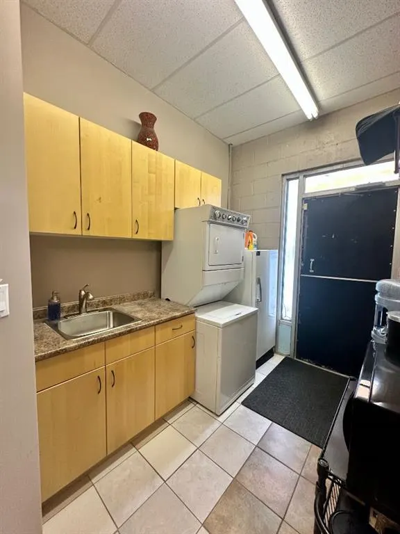2121 19 Street, #4