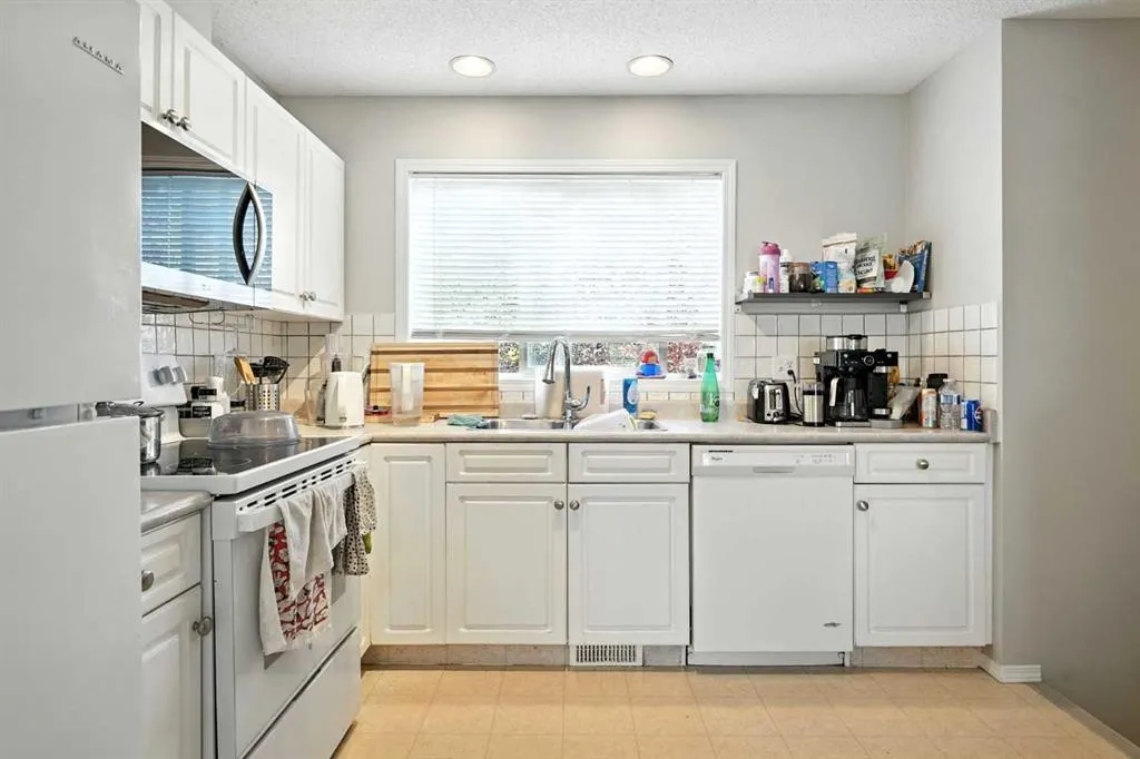 116 Prestwick Acres Lane SE
