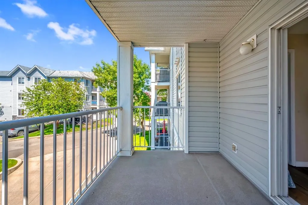 4204 Valleyview Park SE, #204