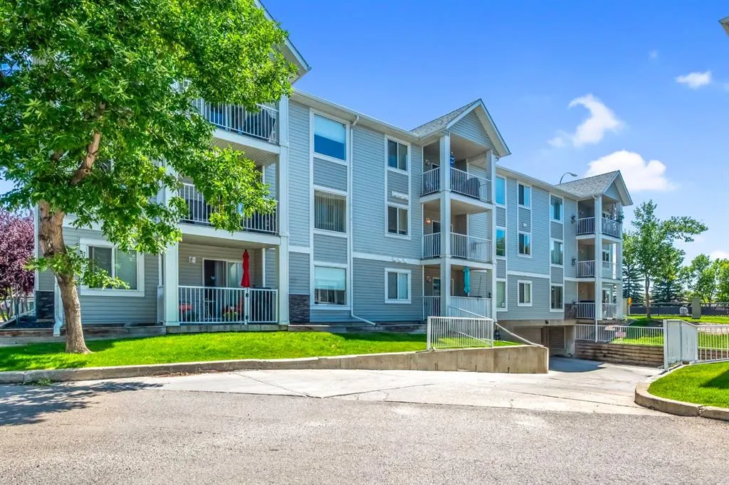 4204 Valleyview Park SE, #204