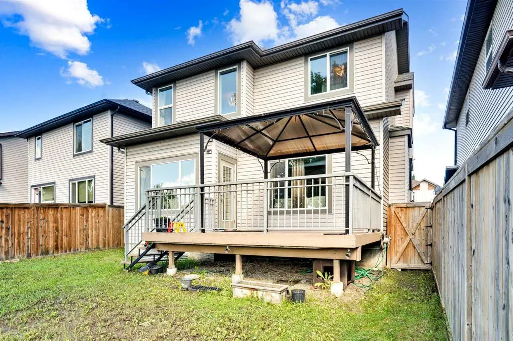 100 Cranberry Circle SE