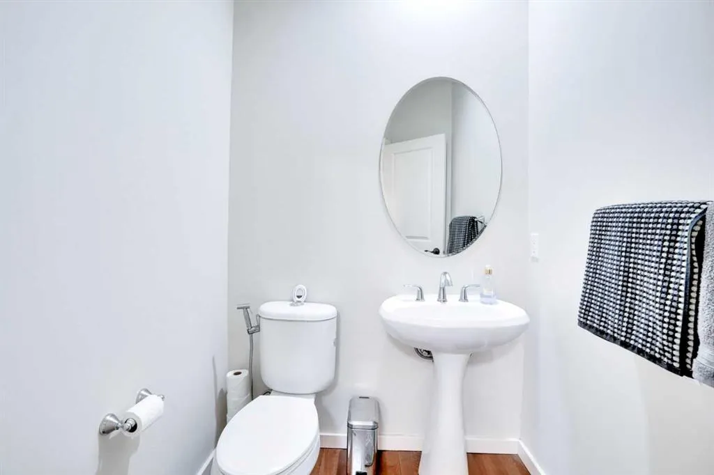 100 Cranberry Circle SE
