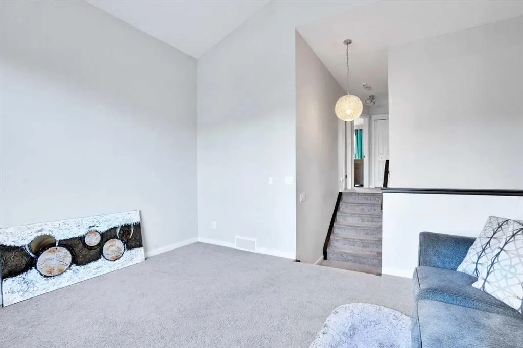 100 Cranberry Circle SE