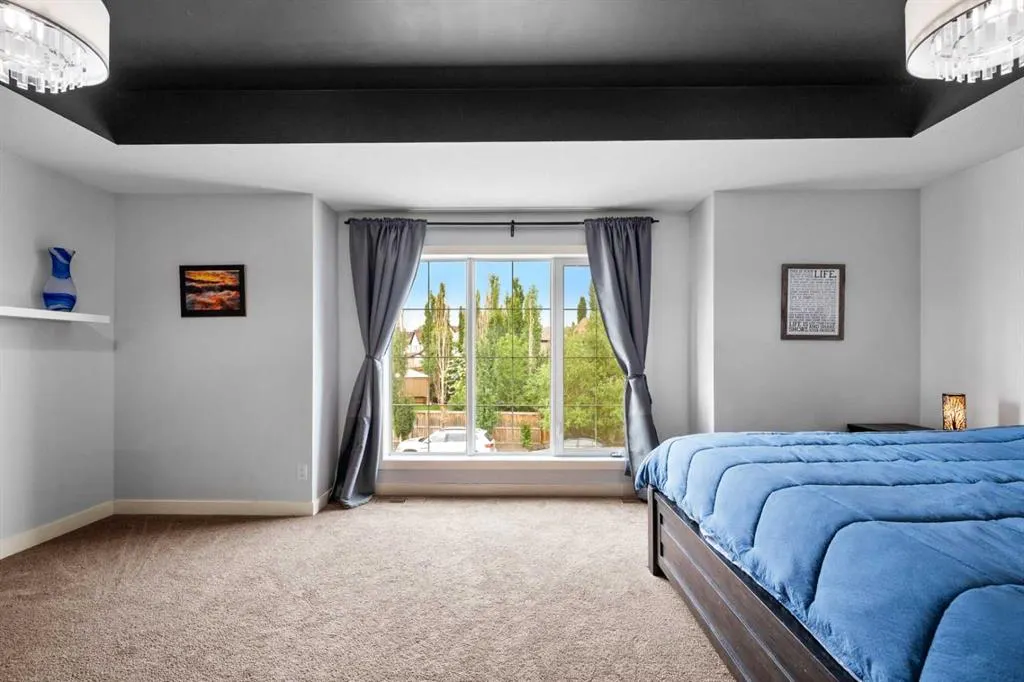 20 Mahogany Heath SE
