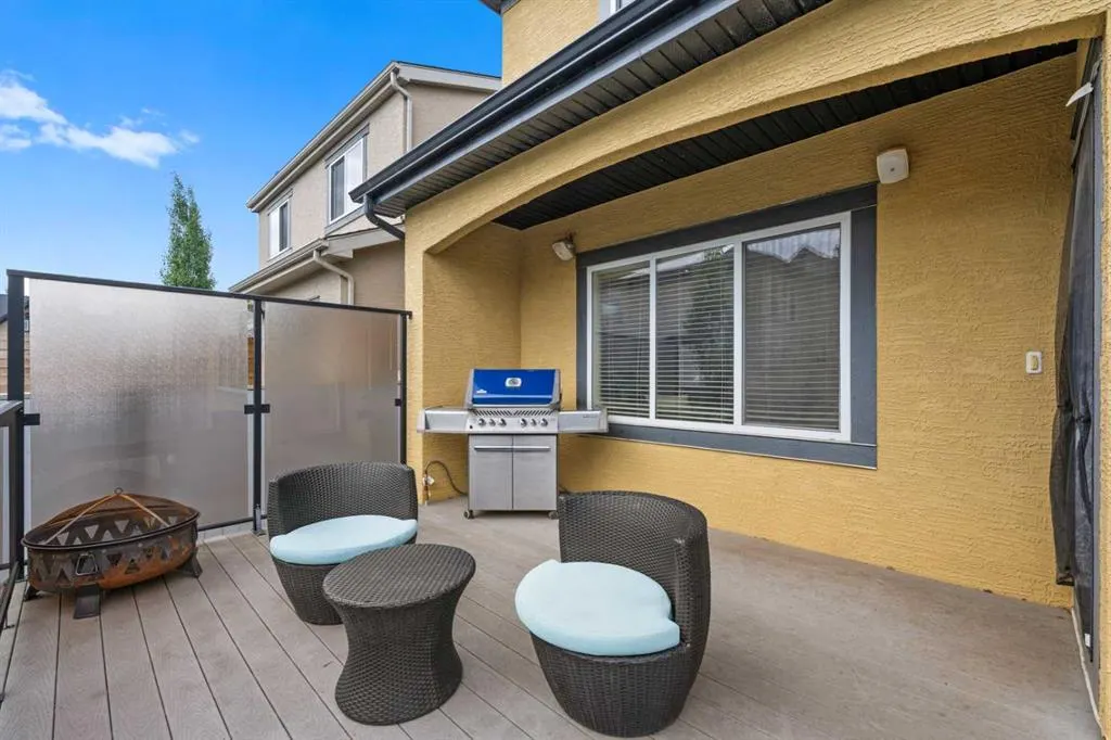 20 Mahogany Heath SE