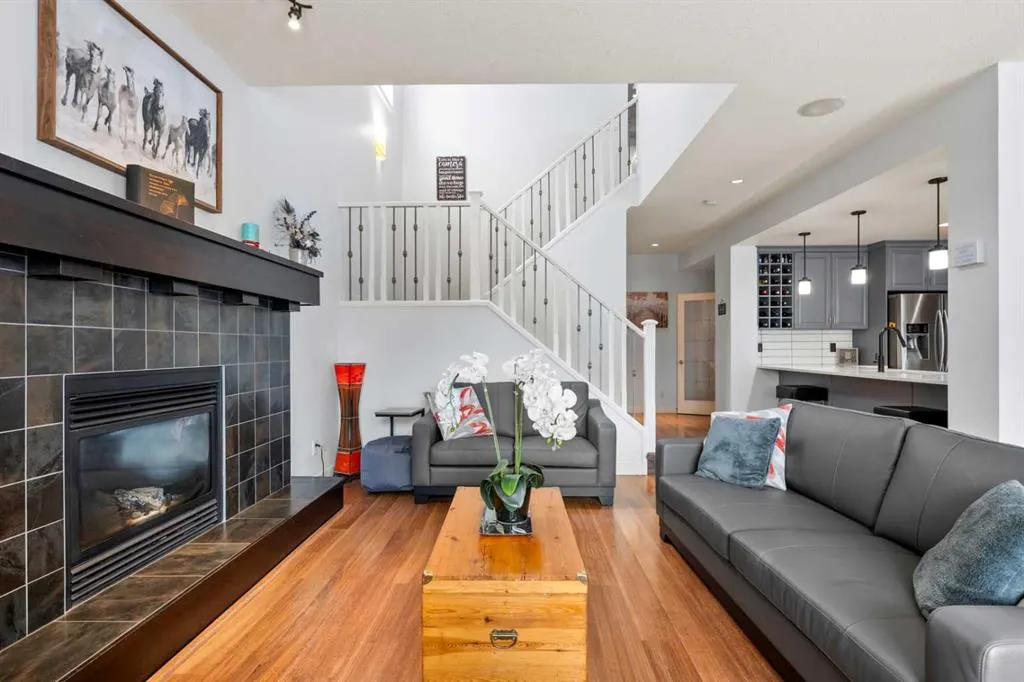 20 Mahogany Heath SE