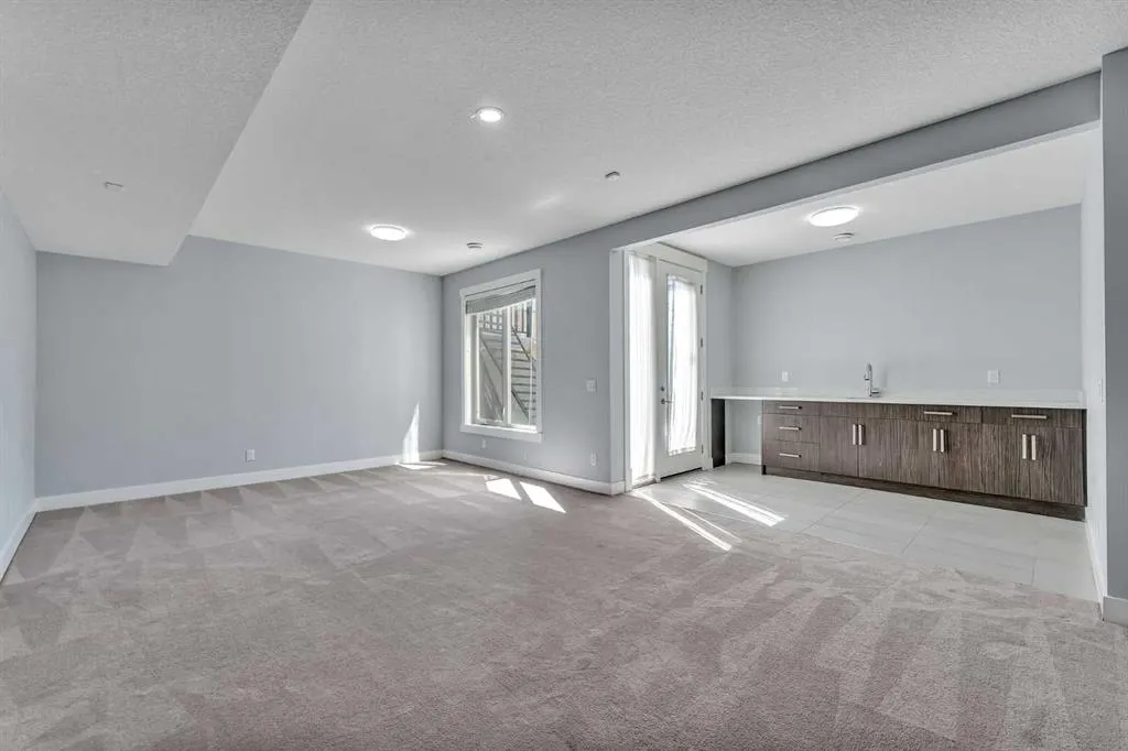 197 Kinniburgh Circle