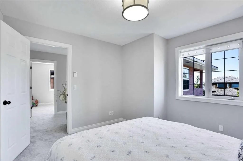 187 Gleneagles View