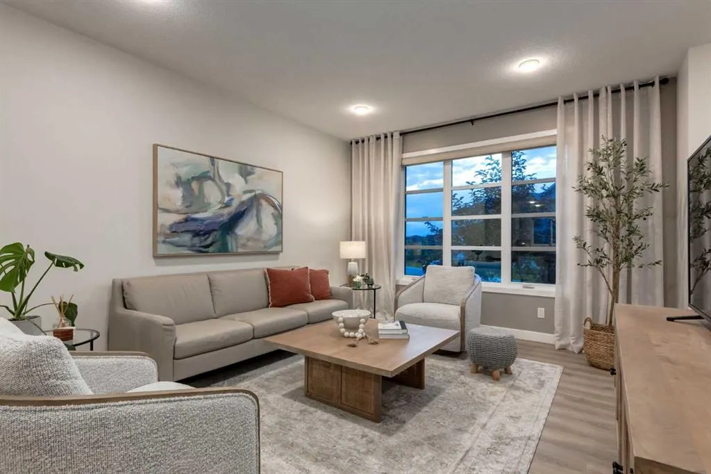 34 LAWRENCE Green SE