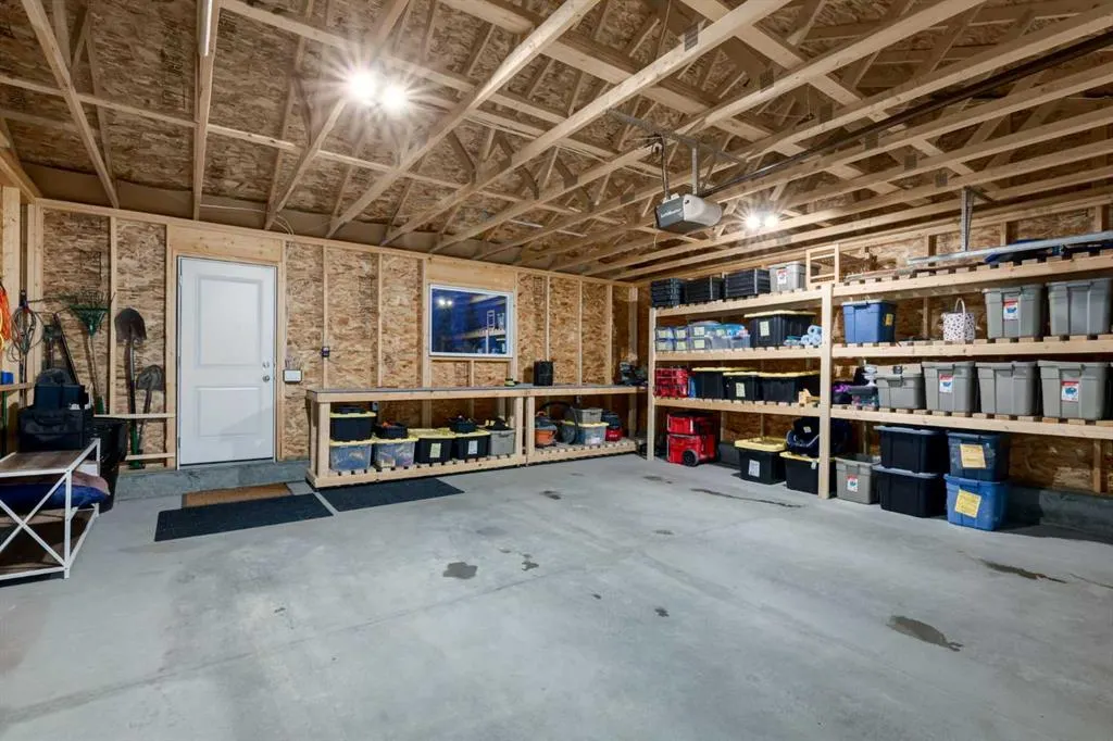 34 LAWRENCE Green SE