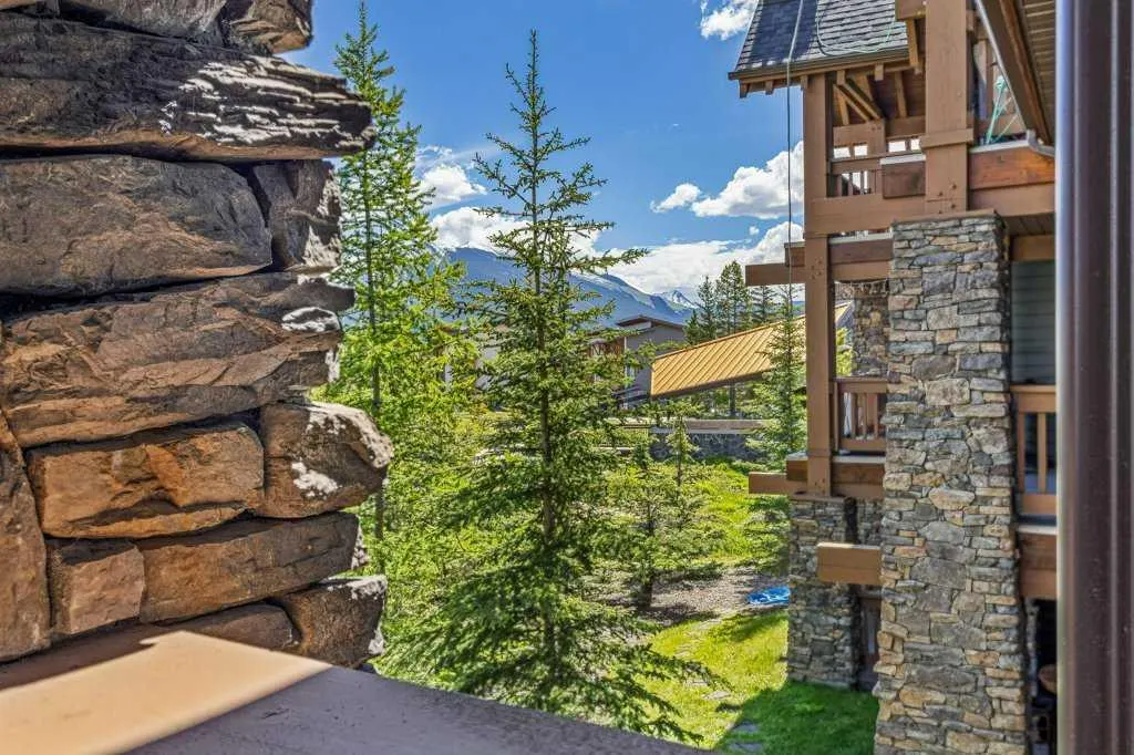 106 Stewart Creek Landing, #205