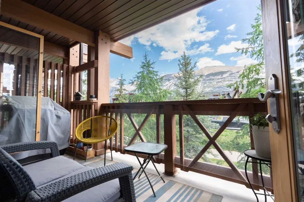 106 Stewart Creek Landing, #205