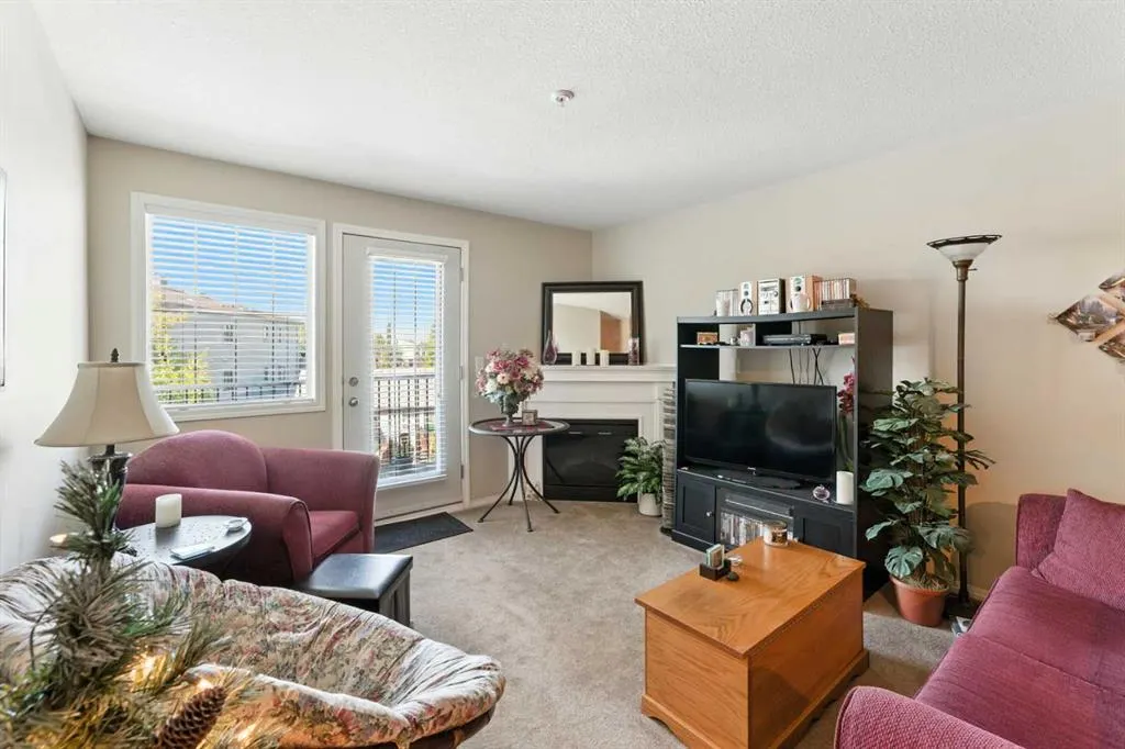 3730 50 Avenue, #305